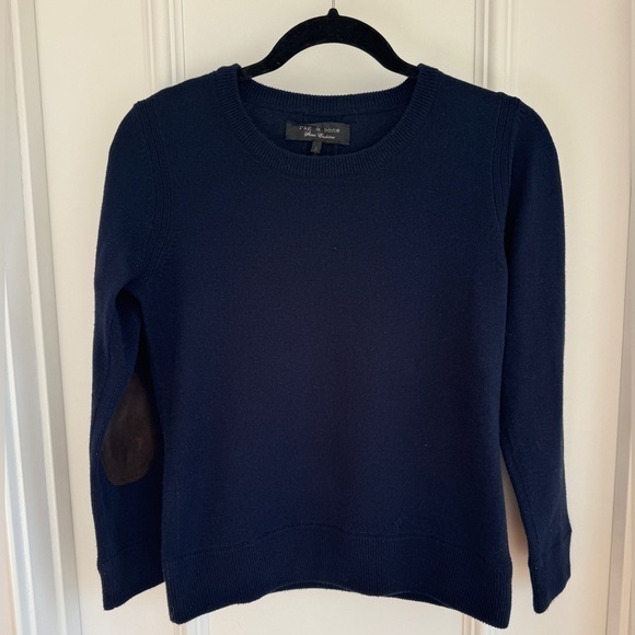 rag & bone Sweaters - Classic Rag and Bone Navy Cashmere blend sweater with suede elbow patches - Sz S